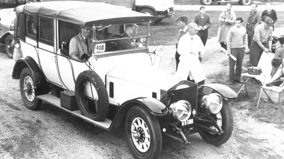 Chassis 1861 is pictured at an organised car rally in March 1965. Chassis 1861 is pictured at an organised car rally in March 1965.