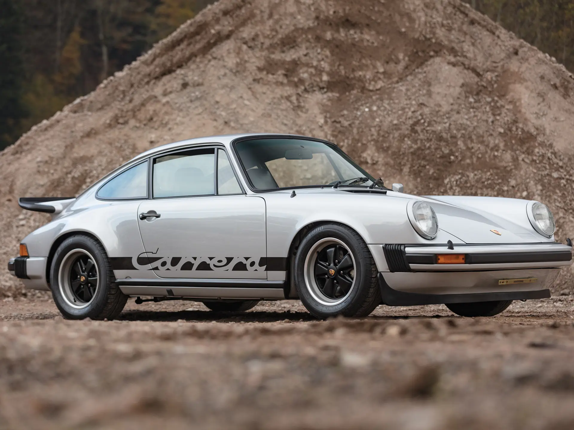 1975 Porsche 911 Carrera 2.7 MFI Jubiläum | Paris 2018 | RM Sotheby's