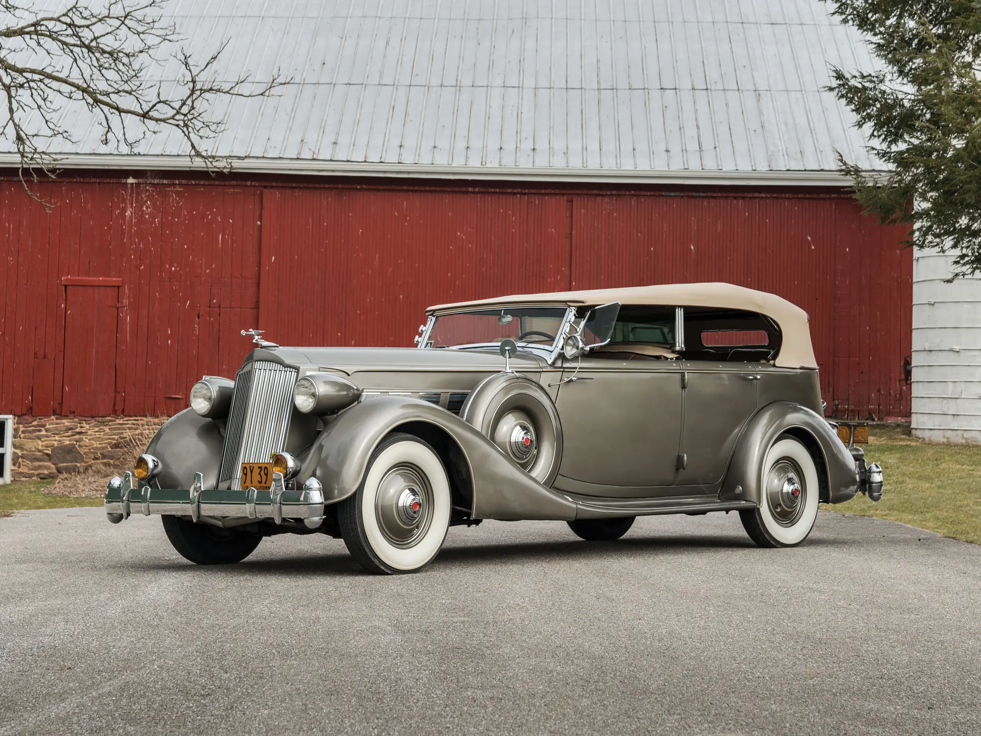 1936 Packard 1404 Super Eight Phaeton | Amelia Island 2019 | RM