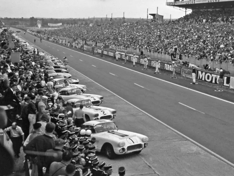 Drivers await the flag drop signaling the start of the 1960 24 Hours of Le Mans.