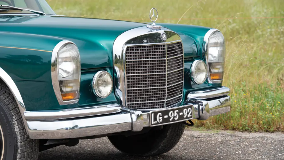 Amazon.co.jp: メルセデスベンツ 600 拡張 1966 1 18 合金車