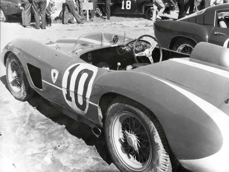 The Ferrari 500 TR is seen at the Kanonloppet—or ‘Cannon Race’’—held at the Karlskoga Motorstadion on 10 August 1958. Driven by Bjarne Rehn, bad luck would strike on lap 12, when an engine failure forced the 500 TR’s retirement.
