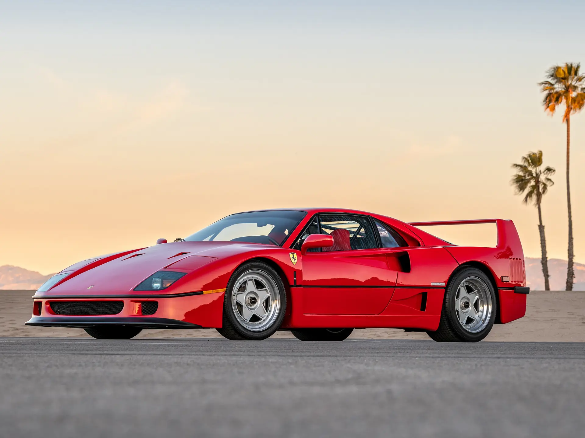 1992 Ferrari F40 | Monterey 2022 | RM Sotheby's
