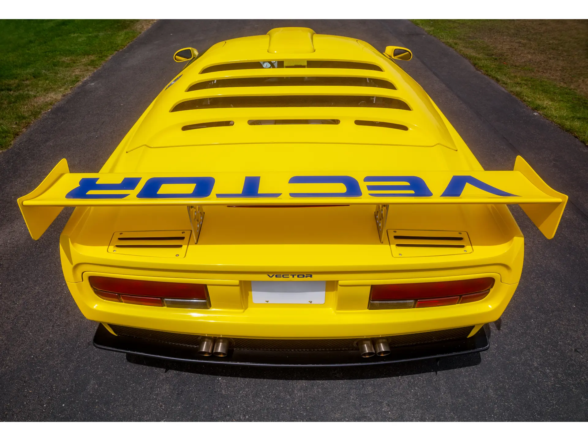 https://cdn.rmsothebys.com/f/e/6/5/3/4/fe653476c8204f4f620a07042be8074cc0d221e7.webp