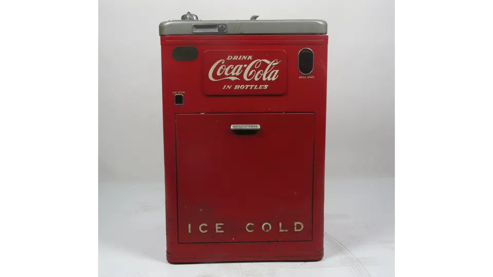 s*a様 Coca-Cola 冷蔵庫 レトロ］❣️コカ・コーラ冷蔵庫❣️良く冷えます❣️完動品❣️