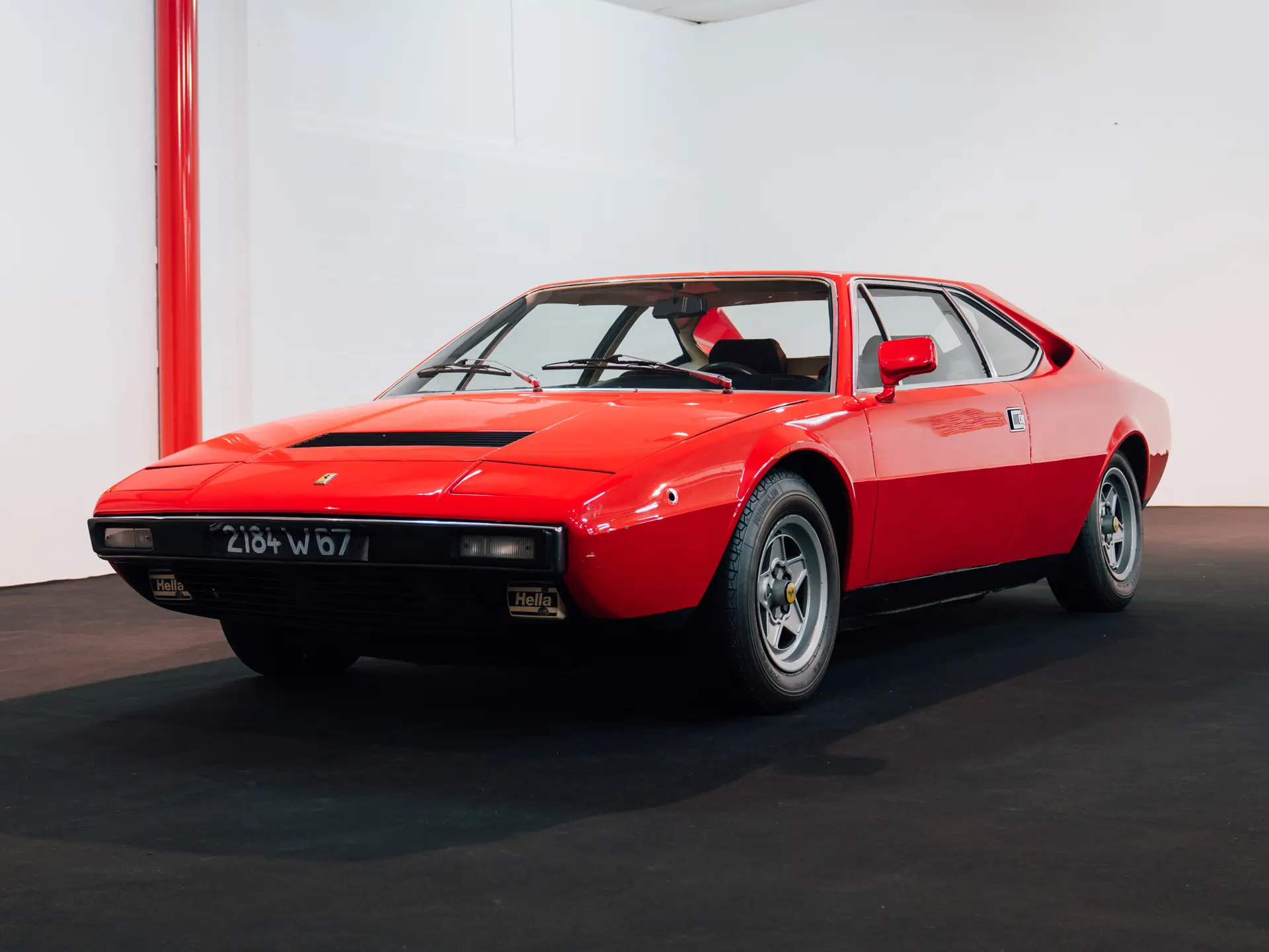 FERRARI 208GT4 ２＋２1975 BBR 1975 Ferrari Dino 208 GT4 | Paris 2022 | RM Sotheby's