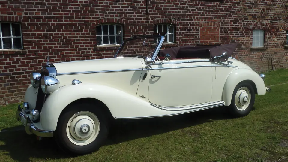 1950年モデル メルセデスベンツ 170S Cabriolet ノベルティ 1950 Mercedes-Benz 170 S Cabriolet A | London 2011 | RM Sotheby's