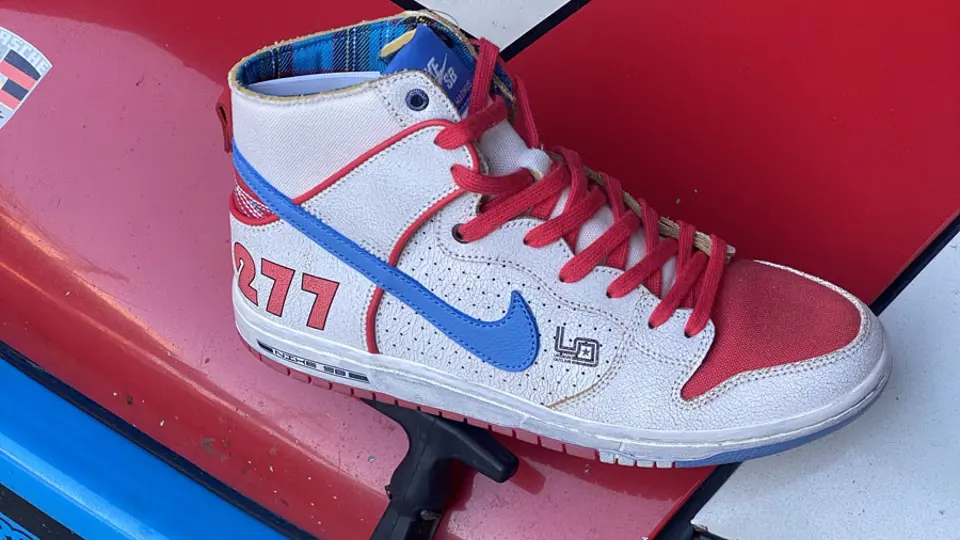 Magnus Walker Nike ‘277’ SB Dunk Sneakers, Dead Stock and Signed ...