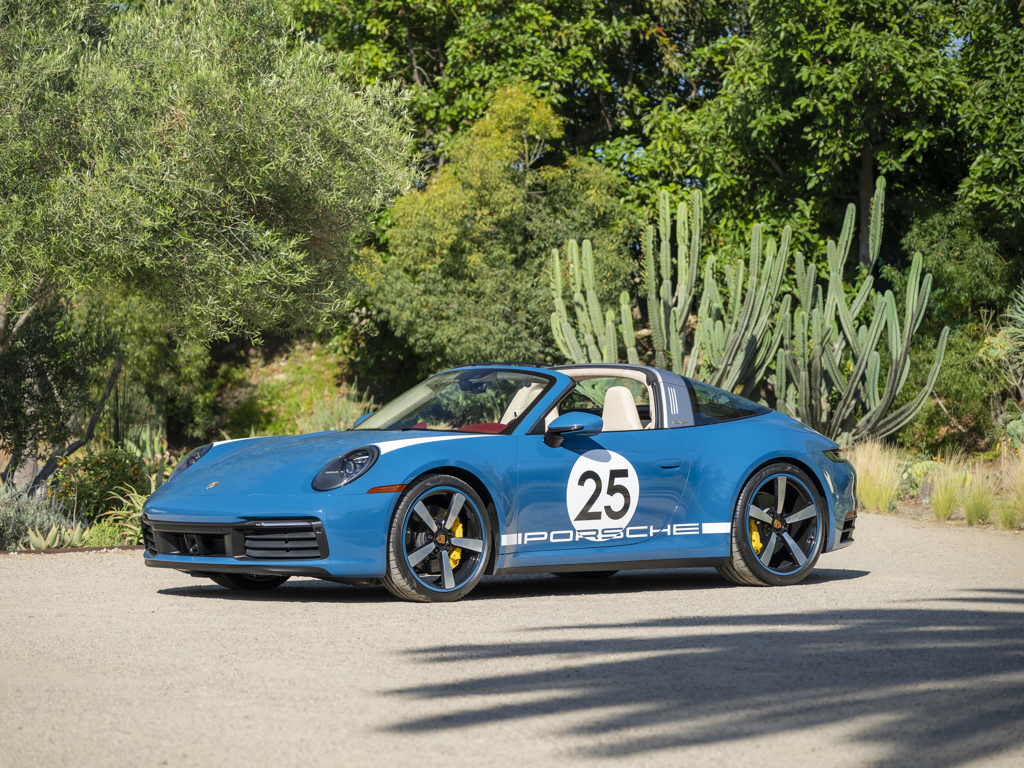 2021 Porsche 911 Targa 4S Heritag...