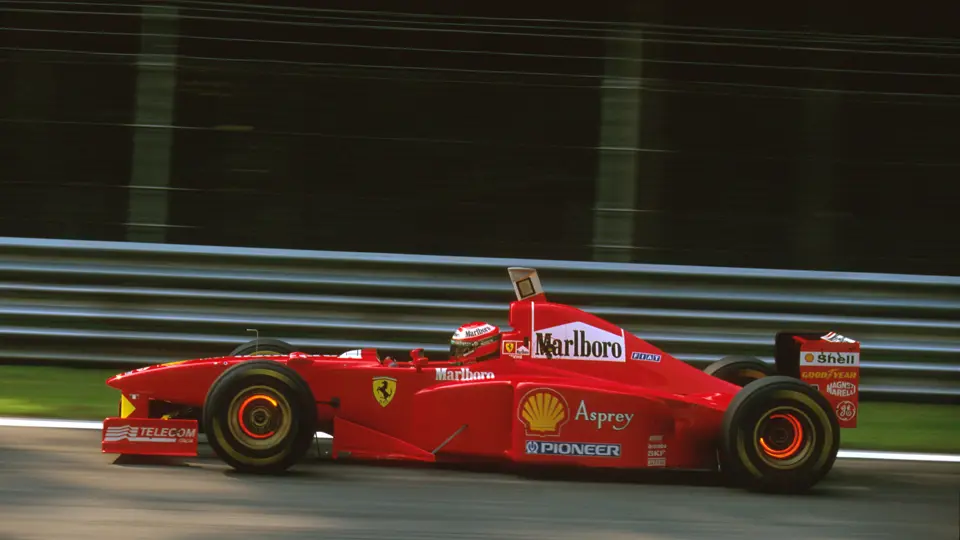 Eddie Irvine pushes hard as the Ferrari’s brake discs glow at the 1997 Italian Grand Prix. The Northern Irishman finished the race just six seconds behind teammate Michael Schumacher.